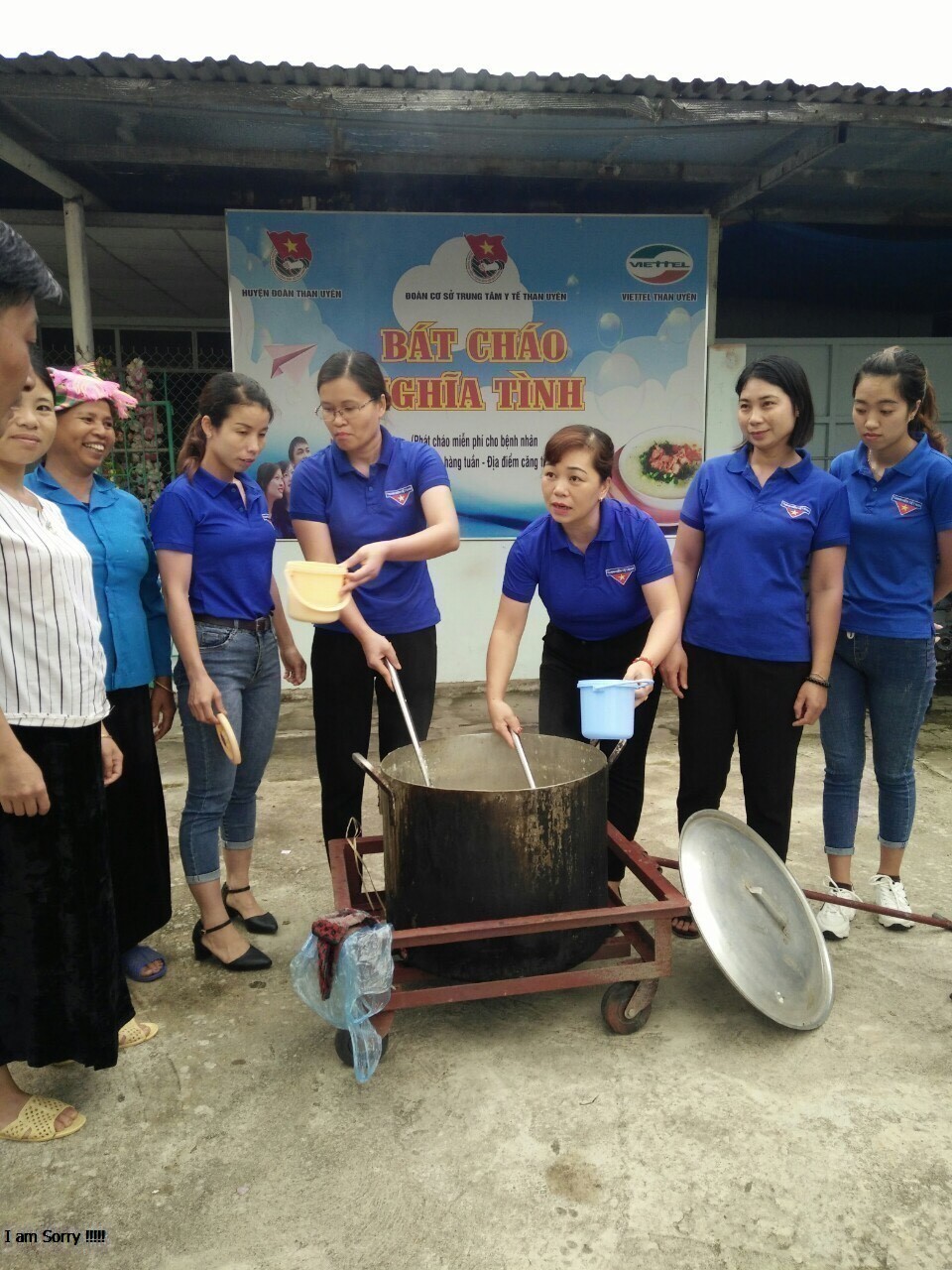 BÁT CHÁO NGHĨA TÌNH