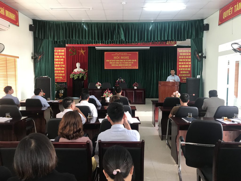 TRUNG TÂM Y TẾ HUYỆN THAN UYÊN TỔ CHỨC HỘI NGHỊ CÔNG BỐ QUYẾT ĐỊNH CÔNG TÁC TỔ CHỨC CÁN BỘ, TỔNG KẾT CÔNG TÁC Y TẾ NĂM 2019, TRIỂN KHAI PHƯƠNG HƯỚNG, NHIỆM VỤ TRỌNG TÂM NĂM 2020