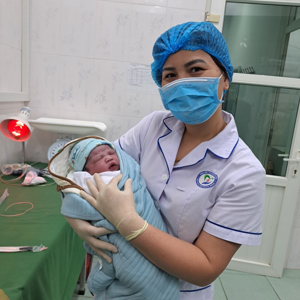 TRUNG TÂM Y TẾ HUYỆN THAN UYÊN CHÚC MỪNG NGÀY ĐIỀU DƯỠNG VIỆT NAM 26/10/2023