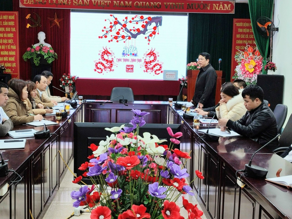 ĐOÀN CÔNG TÁC SỞ Y TẾ TỈNH LAI CHÂU KIỂM TRA, GIÁM SÁT HOẠT ĐỘNG Y TẾ CƠ SỞ TRONG DỊP TẾT NGUYÊN ĐÁN GIÁP THÌN NĂM 2024