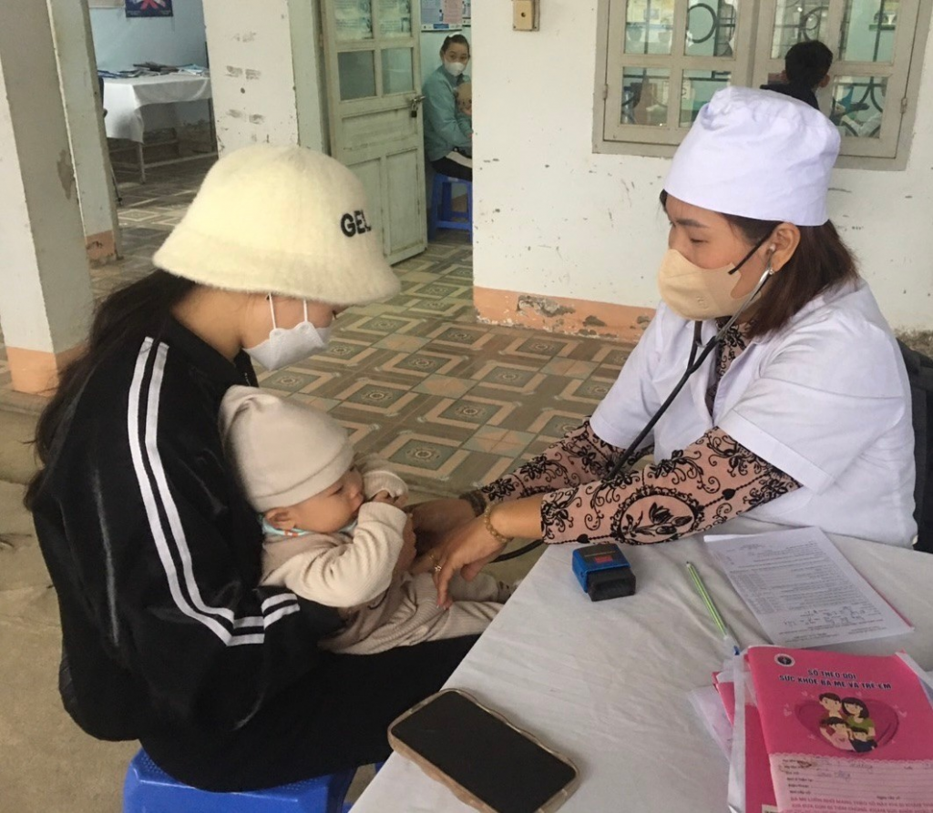 TRUNG TÂM Y TẾ THAN UYÊN TỔ CHỨC TRIỂN KHAI TIÊM CHỦNG MỞ RỘNG THÁNG 01 NĂM 2024