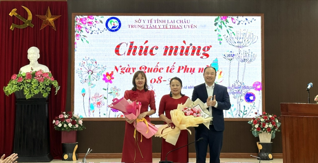 NHÂN NGÀY QUỐC TẾ PHỤ NỮ 8/3, TRUNG TÂM Y TẾ XIN CHÚC TOÀN THỂ CÁC ĐỒNG CHÍ NỮ LUÔN MẠNH KHỎE, HẠNH PHÚC, GIỎI VIỆC NƯỚC, ĐẢM VIỆC NHÀ, THÀNH CÔNG TRONG MỌI LĨNH VỰC. HAPPY WOMEN’S DAY.