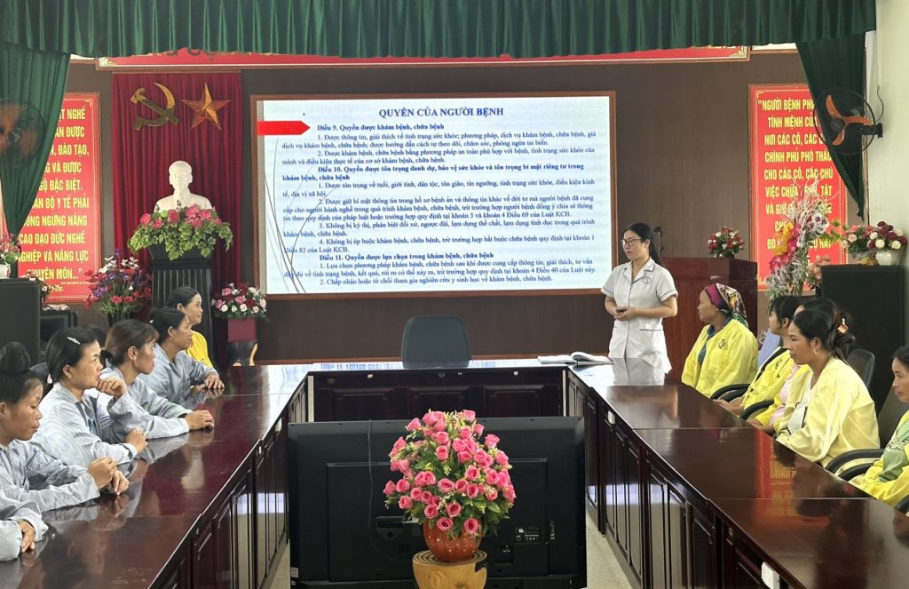 TRUNG TÂM Y TẾ THAN UYÊN TỔ CHỨC HỌP HỘI ĐỒNG NGƯỜI BỆNH