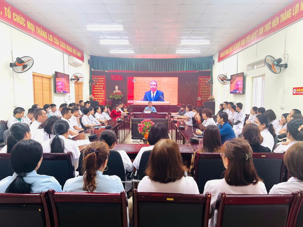 Bệnh viện Đa khoa Than Uyên tham gia Hội nghị trực tuyến toàn quốc do Ban Bí thư Trung ương Đảng tổ chức.